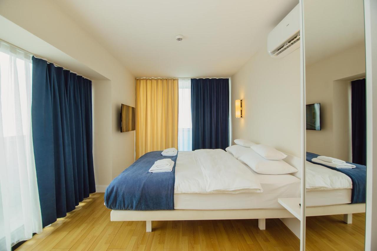 Premium Aparthotel With Sea View Батумі Екстер'єр фото