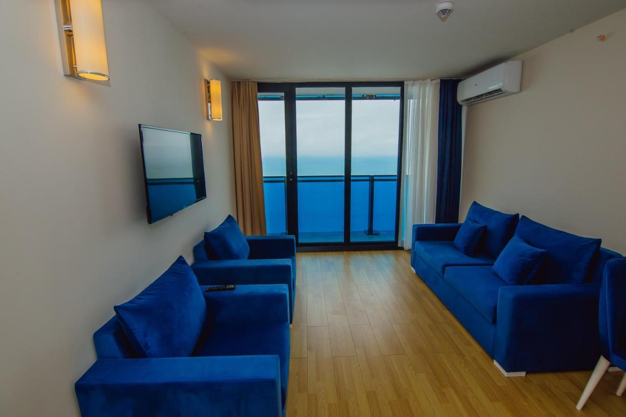 Premium Aparthotel With Sea View Батумі Екстер'єр фото